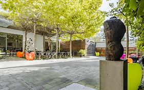 Art & Business Hotel