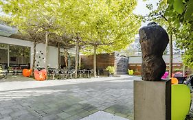 Art & Business Hotel